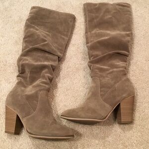 Universal Thread Taupe Heeled Boots
